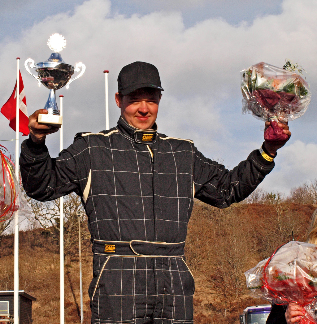 Nikolaj Nielsen fejrede senest en flot sejr i Klasse 2 (auktionspris: 8.000 kr.) på Løvel Banen
(Foto: Åge Kirketerp Jensen)